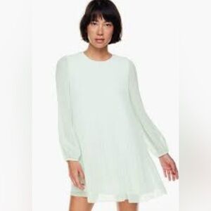 Aritzia Wilfred Daydreamer Mini Dress